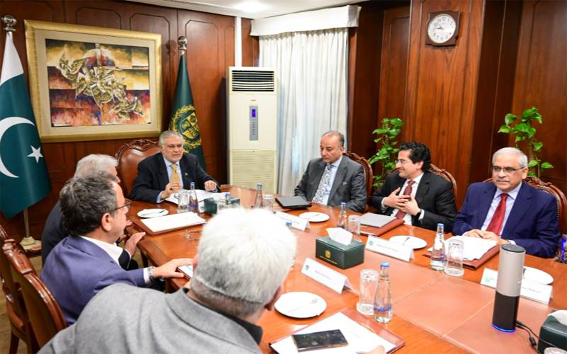 نائب وزیر اعظم کی زیرِ صدارت اجلاس،کھادسیکٹر کوگیس کی فراہمی،طویل المدتی یوریا تولید پر غور