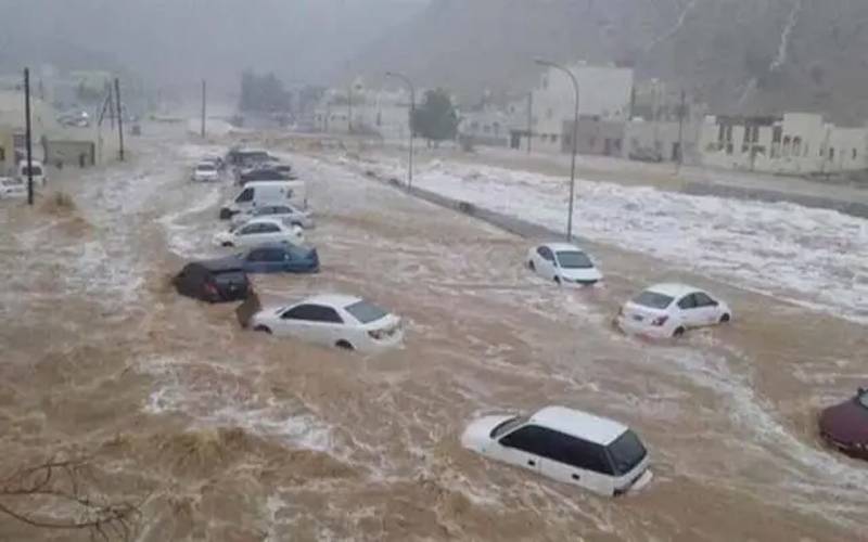 شدید بارش کے باعث دبئی اور پاکستان کے درمیان فلائٹ آپریشن متاثر