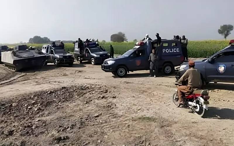 اوباڑو: کچے میں پولیس اور رینجرز کا آپریشن جاری،مزید5ڈاکو ہلاک