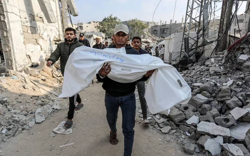 اسرائیلی فوج کا غزہ میں پناہ گزین کیمپ پر حملہ، 6 فلسطینی شہید