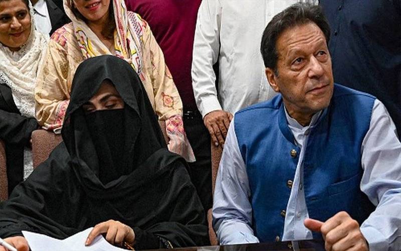 عمران خان کو زائد عمر اور بشریٰ بی بی کو خاتون ہونے کی وجہ سے کم سزا ہوئی : توشہ خانہ ٹو کا تحریری فیصلہ