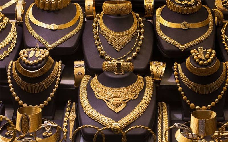 سونے کی قیمت میں حیران کن اضافہ، فی تولہ کتنا مہنگا ہوگیا؟ 