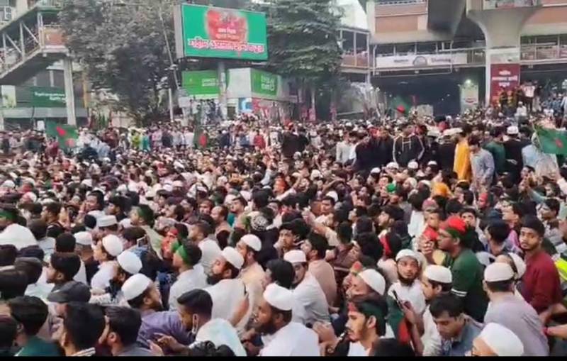  بنگلہ دیش عبوری حکومت کے مشیر داخلہ کو مستعفی ہونے کیلئے 24 گھنٹے کا الٹی میٹم 