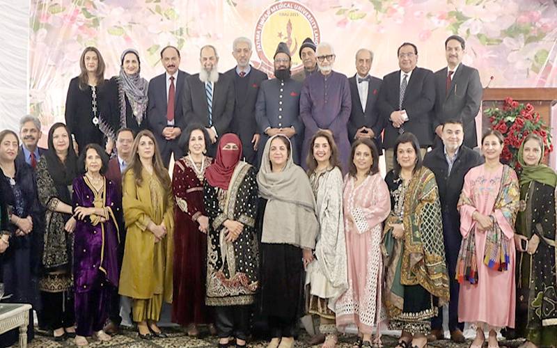 فاطمہ جناح میڈیکل یونیورسٹی کی امریکہ، کینیڈا اور برطانیہ میں مقیم المنائی کے اعزاز میں عشائیہ 