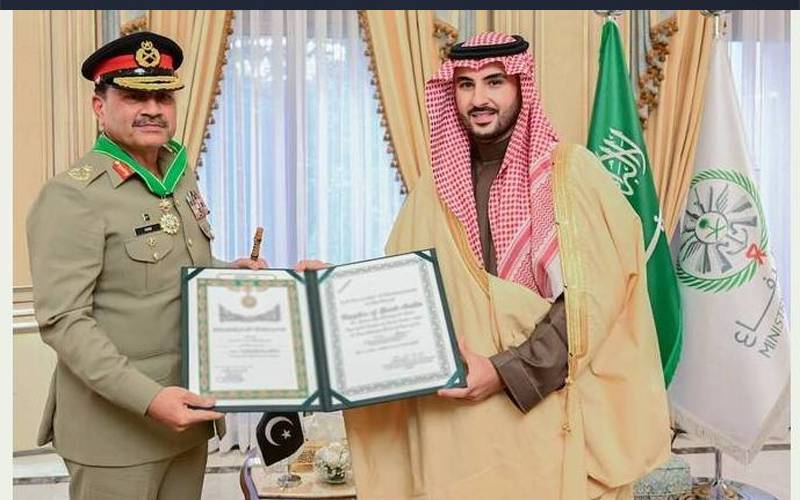فیلڈ مارشل عاصم منیر کو سعودی عرب کے اعلیٰ ترین اعزاز کنگ عبدالعزیز میڈل سے نواز دیا گیا