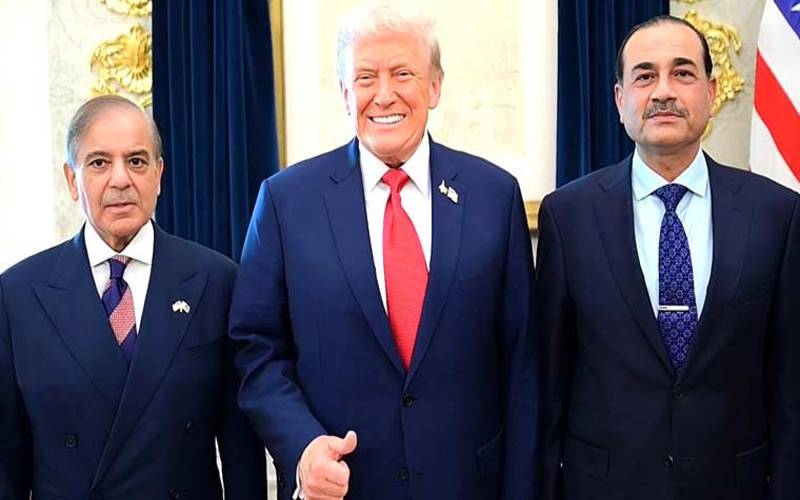 ٹرمپ کی ایک بار پھر فیلڈ مارشل اور وزیراعظم کی تعریف، پاک بھارت جنگ رکوانےکا بھی ذکر