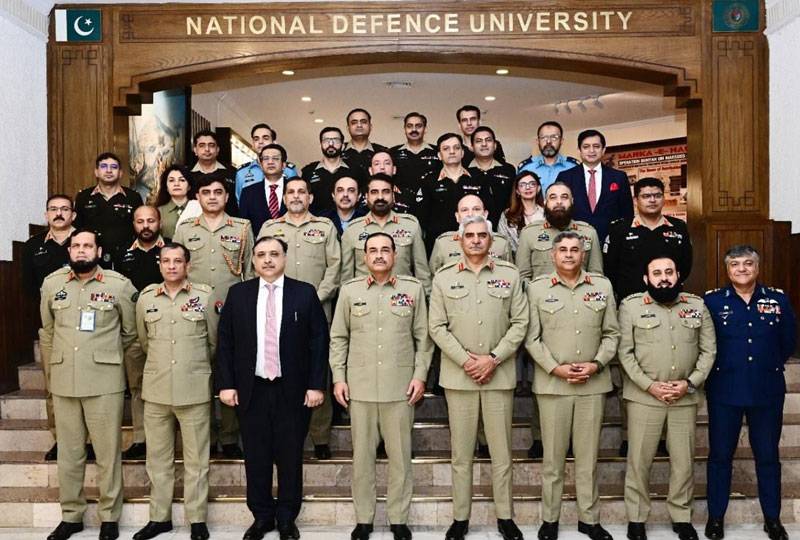 فیلڈ مارشل سید عاصم منیر کا نیشنل ڈیفنس یونیورسٹی اسلام آباد کا دورہ