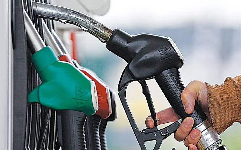 پیٹرولیم مصنوعات کی قیمتوں میں اضافے پر عدالت نے حکومت سے جواب مانگ لیا