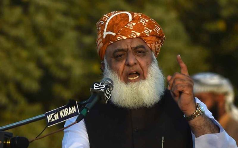 حکمران مقبولیت کے لیے مغرب نہیں، دینِ اسلام کی پیروی کریں: مولانا فضل الرحمان