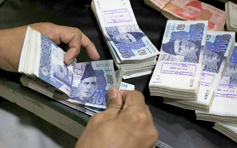 بینکوں نے نجی شعبے کو تقریباً 1.5 کھرب روپے کے قرضے فراہم کیے 