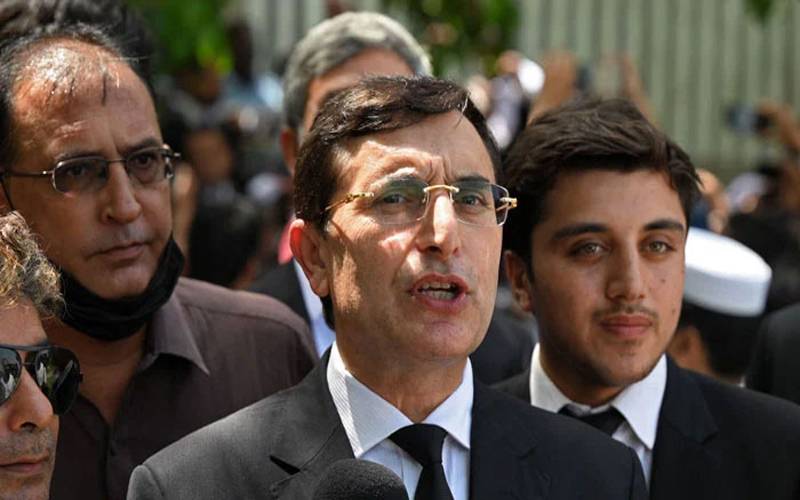  چیئرمین پی ٹی آئی نے وزیراعظم سے مذاکرات اور ملاقات کے دعوے کو مسترد کردیا