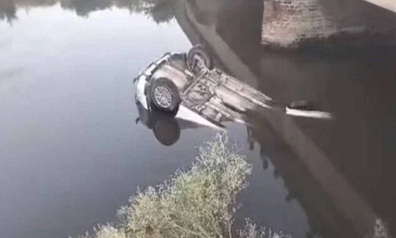 باراتیوں کی ویگن نہر میں جا گری، 1 شخص ہلاک