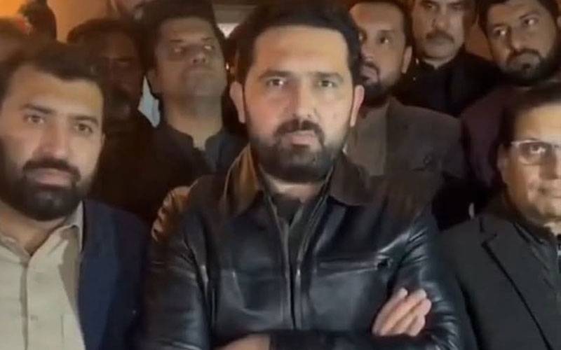 خیبر پختونخوا کے وزیراعلیٰ سہیل آفریدی لاہور میں3 دن گزارکرجاتےجاتے مریم نواز کو جلسہ کا چیلنج دے گئے