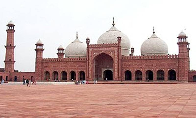 غیر ملکی مہمانوں کی آمد پر ناقص انتظامات، بادشاہی مسجد کا عملہ عہدوں سے فارغ