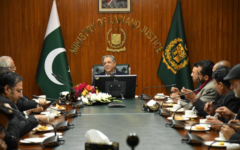 راولپنڈی بار ایسوسی ایشن کے وفدکی وزیر قانون سےملاقات،قانونی نظام کی بہتری پرتبادلہ خیال 