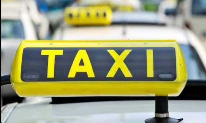 پشاور: ٹیکسی سروس کیلئے نیا قانون متعارف