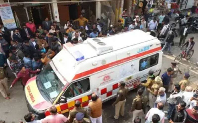 بھارت کے سب سے ترقی یافتہ شہر میں گندا پانی پینے سے 9 شہری جاں بحق