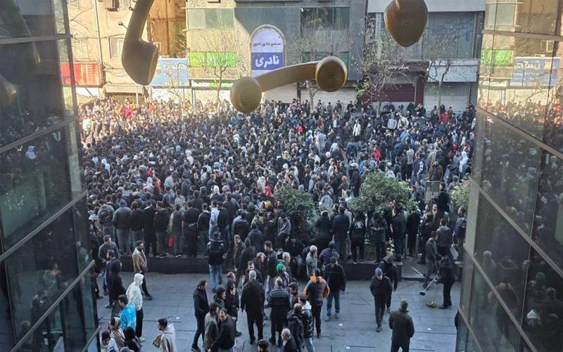 ایران میں جاری پرُتشدد مظاہرے چھٹے روز میں داخل، تعلیمی اور سرکاری اداروں میں چھٹیاں