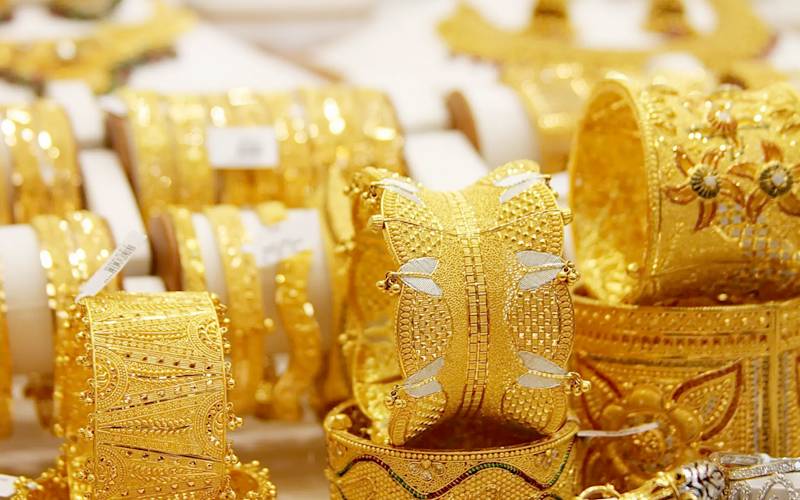  سونے کی قیمتیں پھرنیچے آگئیں،فی تولہ کتنے کاہوگیا؟جانیے
