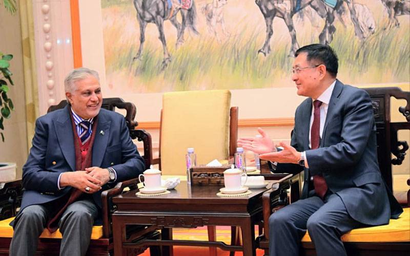 اسحاق ڈار 7ویں پاکستان–چین وزرائے خارجہ سٹریٹجک ڈائیلاگ کیلئے بیجنگ پہنچ گئے