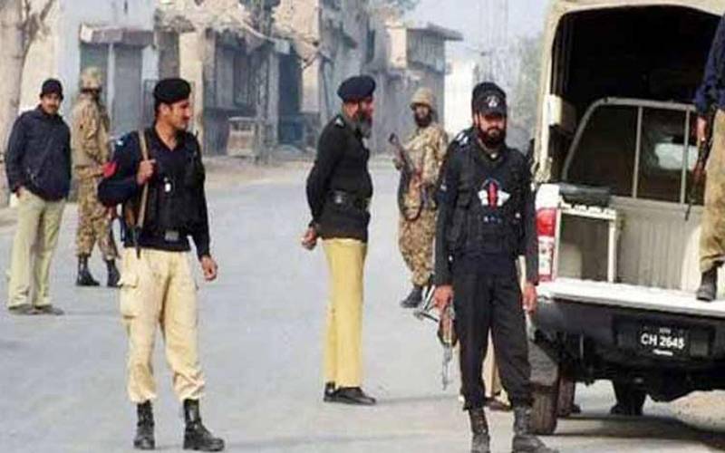 لکی مروت: دہشتگردوں کی فائرنگ، ڈیوٹی پر مامور 3 ٹریفک پولیس اہلکار شہید  