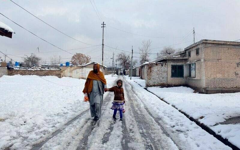 ایبٹ آباد میں برفباری کاسلسلہ تھم گیا، بیشتر علاقوں میں موسم سرد اور خشک رہنے کا امکان 