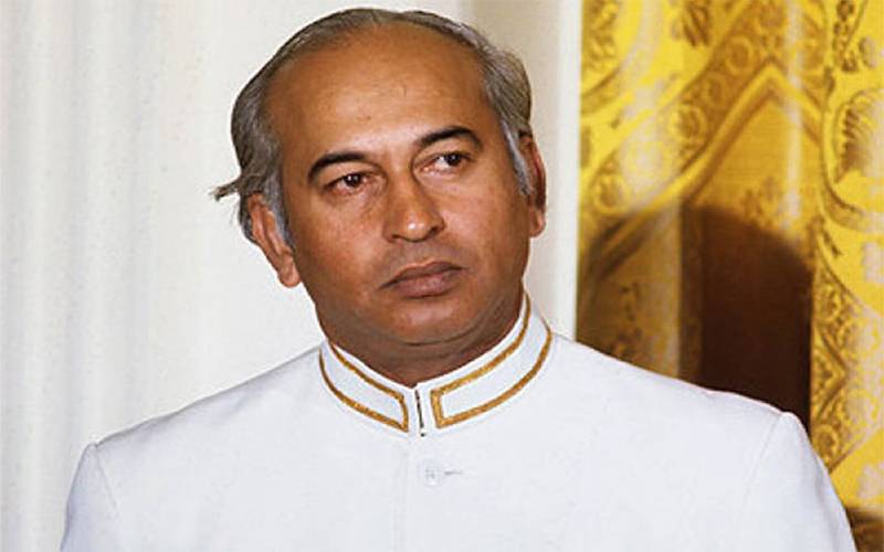 پاکستان کے پہلے منتخب وزیراعظم ذوالفقار علی بھٹو کا آج یوم پیدائش 
