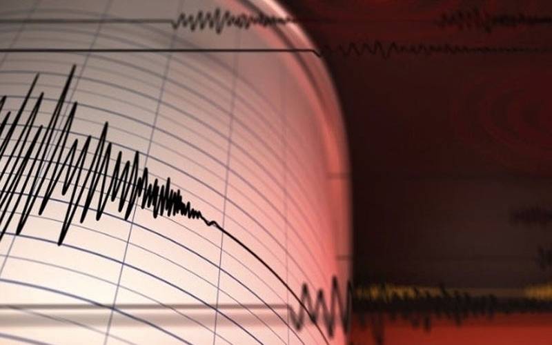  6.2 شدت کا زلزلہ، ٹرین سروس معطل 