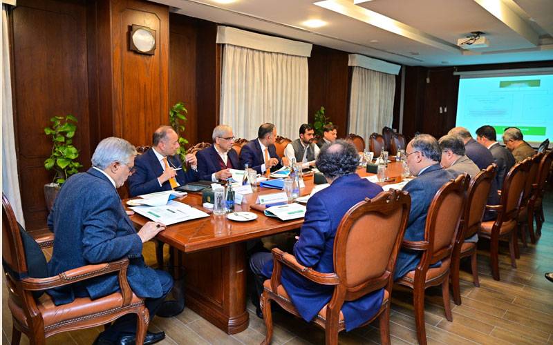  پلاننگ کمیشن کو سٹریٹجک پالیسی کی قیادت، ترجیحات کے تعین کیلئےبااختیاربنایاجائے،اسحاق ڈار