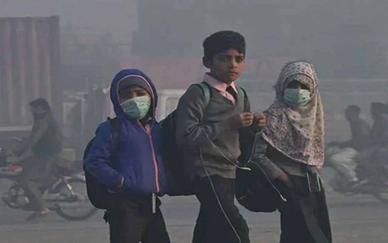 سردی کی شدت کے پیش نظر طلباء کو بڑا ریلیف مل گیا