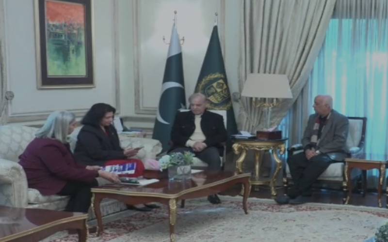 پاکستان کو خطے میں آئی ٹی شعبے کا مرکز بنانے کیلئے حکومت دن رات کوشاں ہے؛وزیرِ اعظم