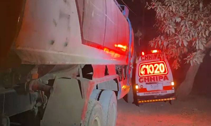 کراچی:تیز رفتار واٹر ٹینکر نے موٹر سائیکل سوار کچل ڈالا