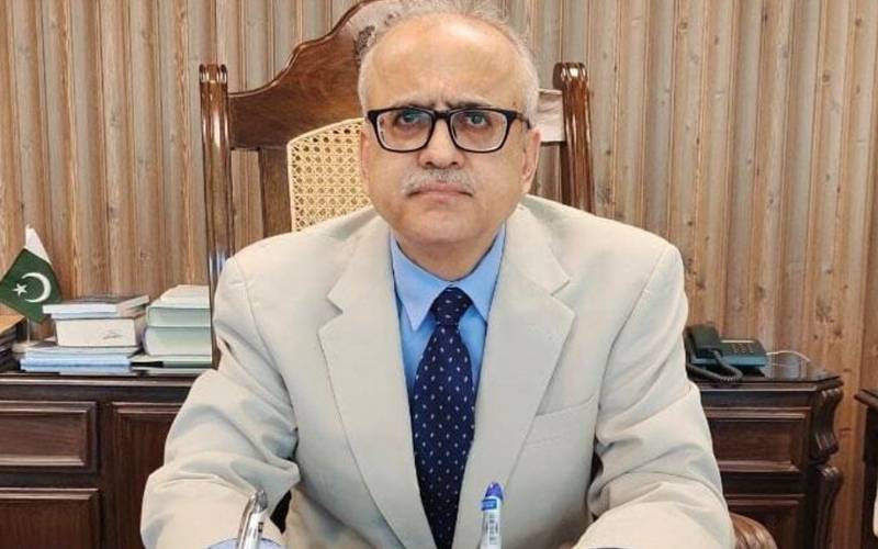 ڈائریکٹر جنرل ڈیٹ مینجمنٹ آفس نےعہدے سے استعفی دے دیا 
