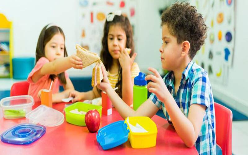 یو اے ای؛صحت مند طرزِ زندگی کے فروغ کا فیصلہ،سکولوں میں 9 غذائی اشیا پر پابندی 