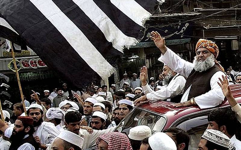  جمعیت کاعوامی طاقت کے مظاہرےکافیصلہ،فضل الرحمان جلسوں سے خطاب کریں گے 