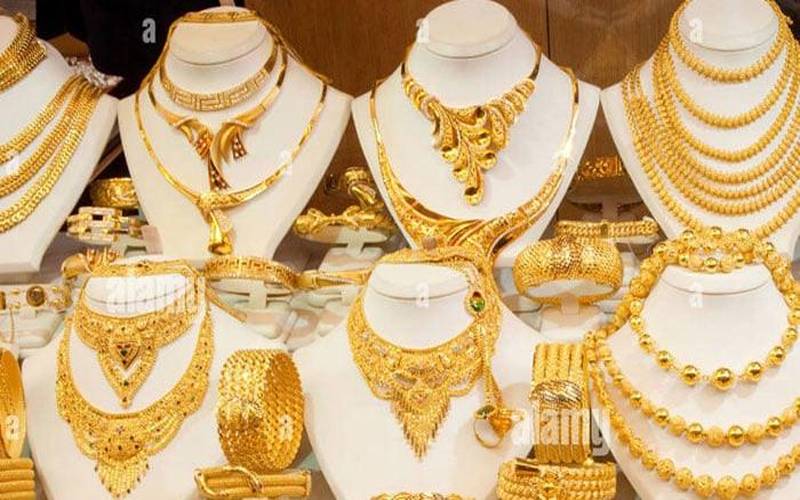  مسلسل تیزی کے بعد سونے  کی قیمت میں ہزاروں روپے کی کمی ،چاندی بھی سستی