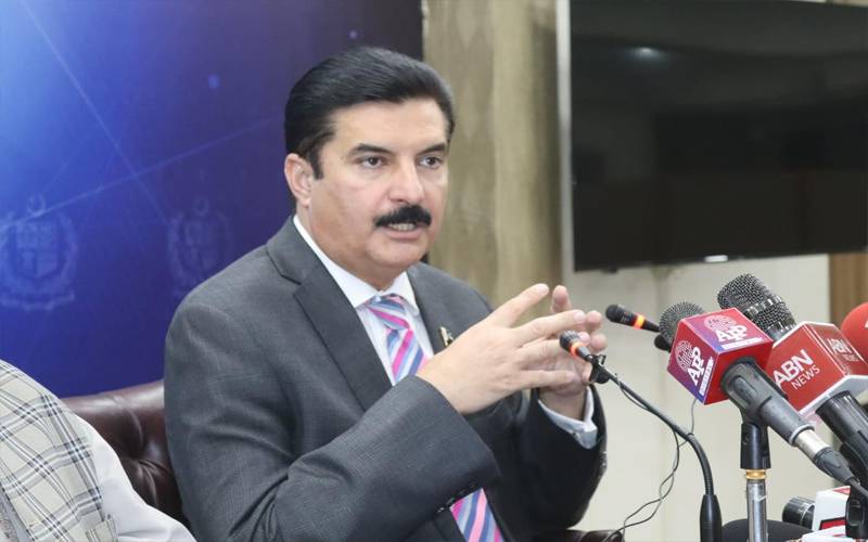 وزیراعلیٰ کے پی کو صوبے کی صورتحال کا علم نہیں: فیصل کریم کنڈی