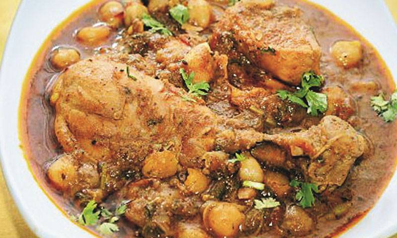 مرغ چنا بنانے کی آسان ترکیب ملاحظہ کیجئے