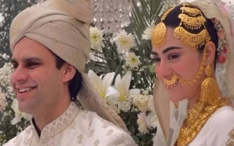 ’ماہانہ 5 لاکھ اور بزنس کلاس میں سفر‘، اداکارہ حنا آفریدی کی شوہر سے ڈیمانڈ کی دلچسپ ویڈیو وائرل