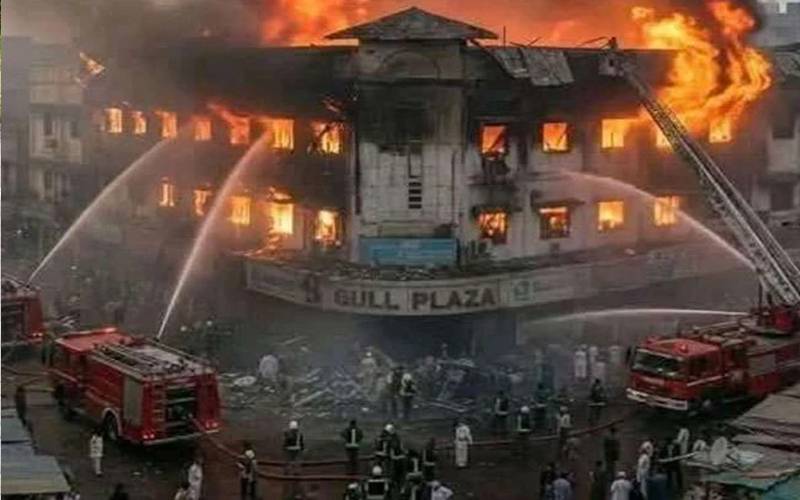 ’’کوئی غلطی ہوگئی ہو تو معاف کردینا‘‘ گل پلازہ میں پھنسے دکاندار کا آخری جذباتی پیغام سامنے آگیا 