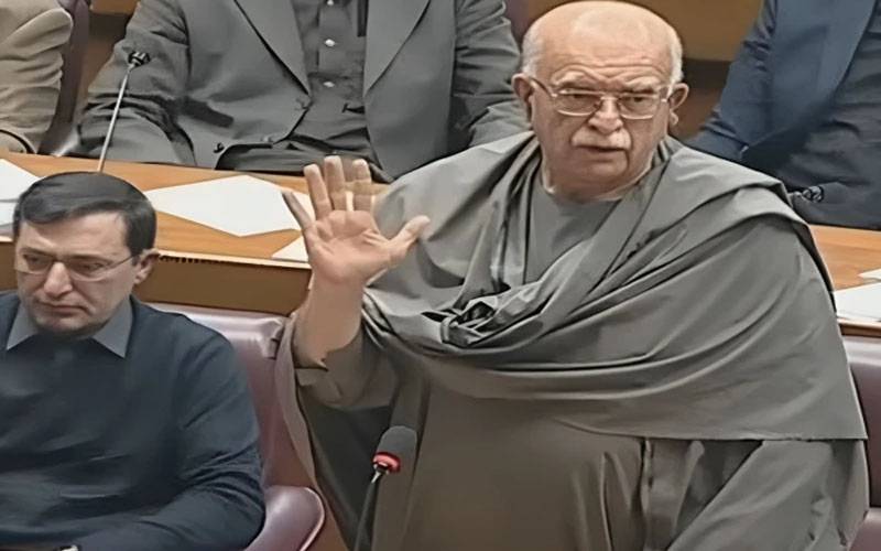 محمود اچکزئی کا اپوزیشن لیڈر بننے کے بعد ایوان کو مضبوط بنانے کا مطالبہ، حکومت کا ساتھ دینے کا عندیہ