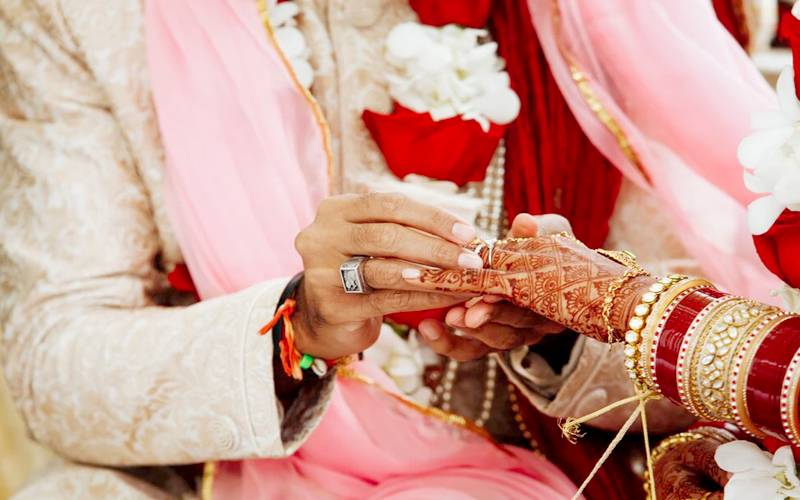 پانچ شادیاں کرنے والی لٹیری دلہن کو سزا ہوگئی