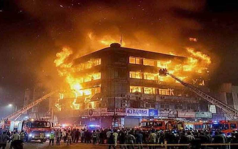 گل پلازہ میں آگ کیسے لگی؟ ابتدائی تحقیقاتی رپورٹ سامنے آ گئی