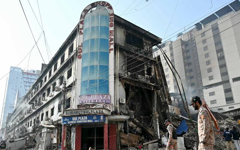 ملبے سے لاشیں نہیں صرف ہڈیاں مل رہی ہیں: سینئر فائر آفیسر