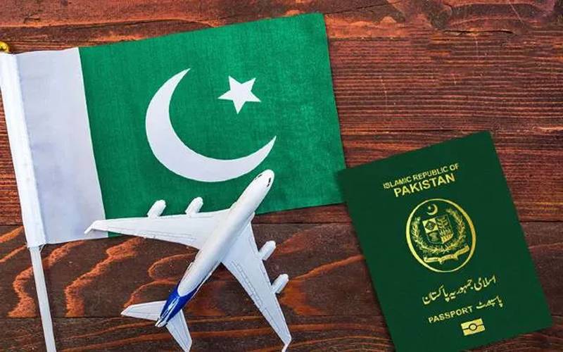 پاکستان میں 120 ممالک کیلئے ویزا آن ارائیول کی سہولت متعارف
