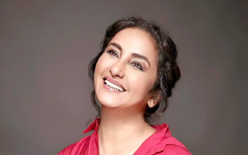 48 سالہ معروف اداکارہ نے اب تک شادی نہ کرنے کی وجہ بتادی