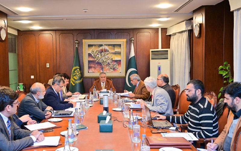  اسحاق ڈار کی رمضان سے پہلے مصنوعی مہنگائی روکنے پر خصوصی توجہ دینے کی ہدایت 