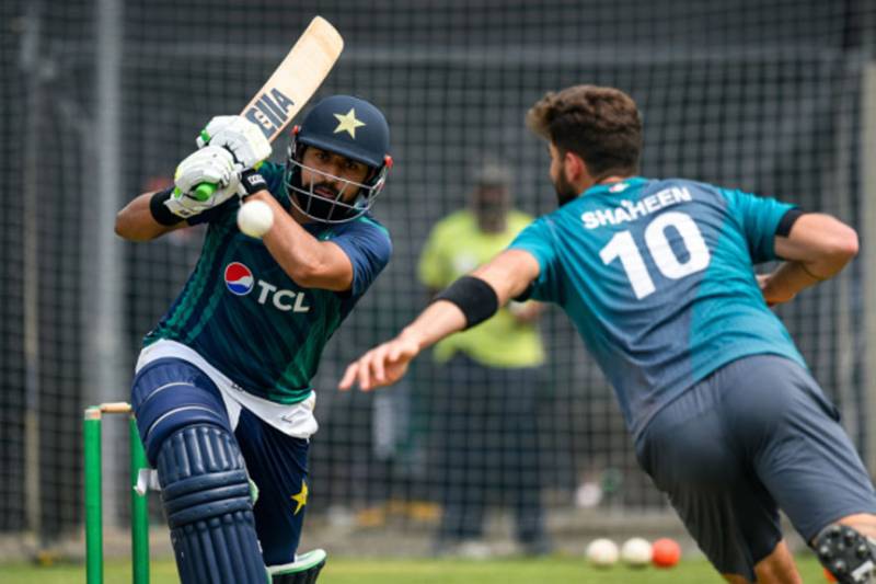  پانچ گیندیں، دو چھکے، دو چوکے؛ بابر اعظم نے پریکٹس سیشن میں یہ حال کس باؤلر کا کیا؟ ویڈیو وائرل ہوگئی