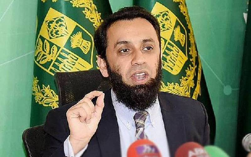 عطا اللہ تارڑ نے بانی پی ٹی آئی کی پمز ہسپتال میں علاج کی تصدیق کردی