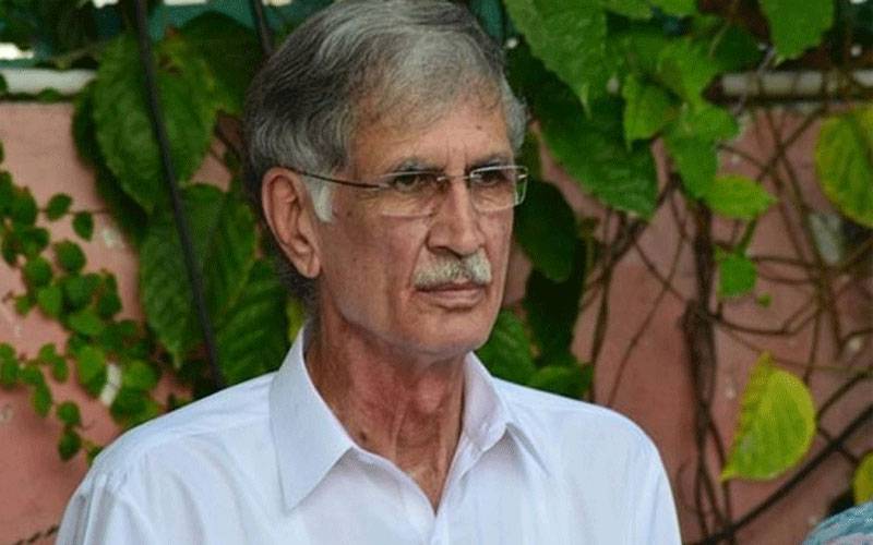 وزیراعظم کے مشیر اور سابق وزیرِ اعلیٰ خیبر پختونخوا پرویز خٹک کی گاڑی کو حادثہ، معمولی چوٹیں آئیں